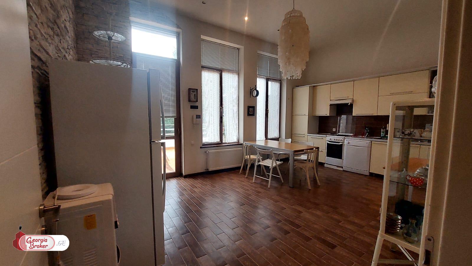 nearly repaired 9-room house for sale